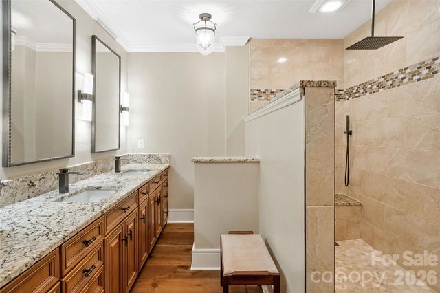 810 Cherokee Road, Charlotte, NC 28207