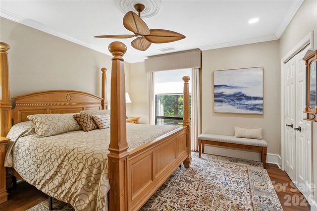 810 Cherokee Road, Charlotte, NC 28207