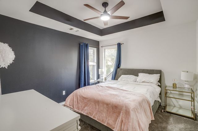 354 Rolling Oaks Ridge, Cedar Hill, TX 75104