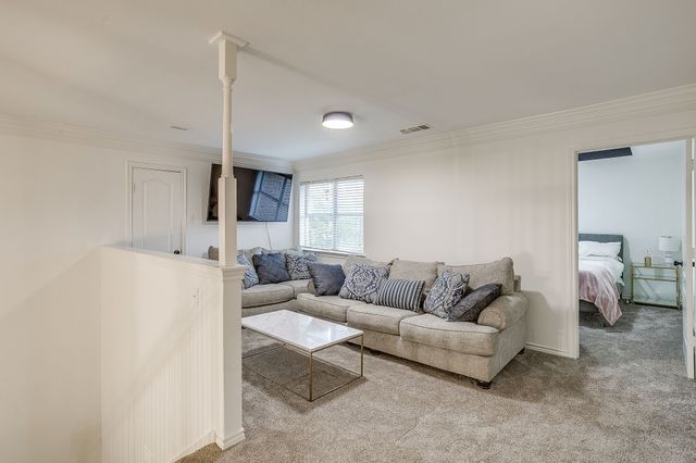 354 Rolling Oaks Ridge, Cedar Hill, TX 75104