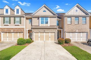 928 Pierce Ivy Court, Lawrenceville, GA 30043