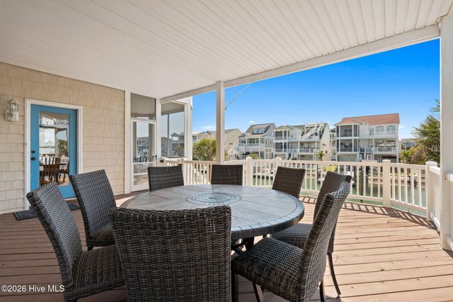 27 Cumberland Street, Ocean Isle Beach, NC 28469