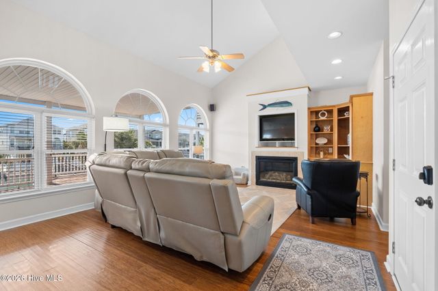 27 Cumberland Street, Ocean Isle Beach, NC 28469