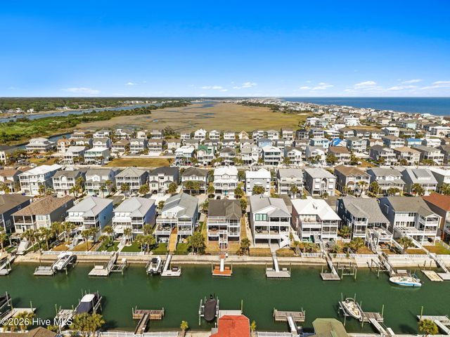 27 Cumberland Street, Ocean Isle Beach, NC 28469