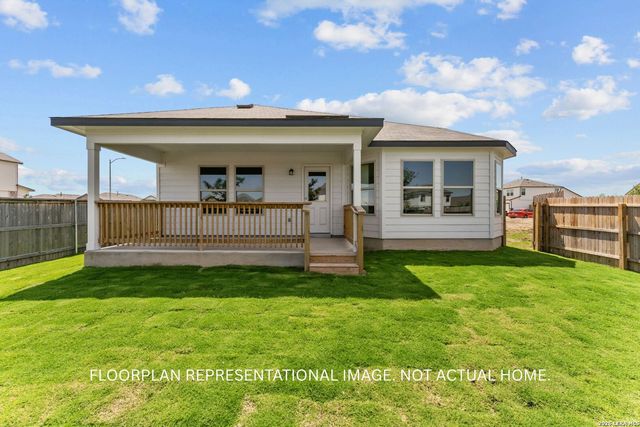 1017 Eagle Crossing, Seguin, TX 78155