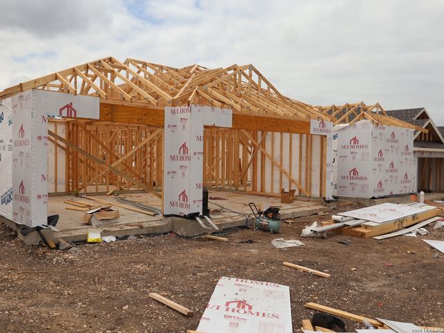 1017 Eagle Crossing, Seguin, TX 78155