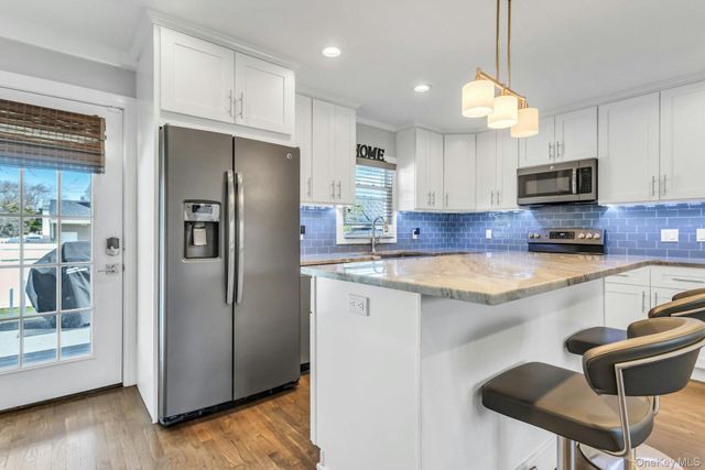 25 Young Street, West Babylon, NY 11704