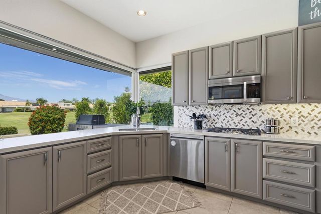 39 Augusta Drive, Rancho Mirage, CA 92270