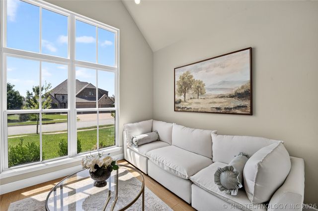 11209 S Redbud Street, Jenks, OK 74037