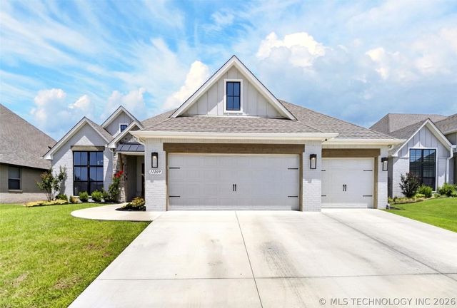 11209 S Redbud Street, Jenks, OK 74037