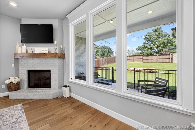 11209 S Redbud Street, Jenks, OK 74037