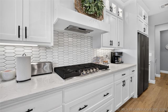 11209 S Redbud Street, Jenks, OK 74037