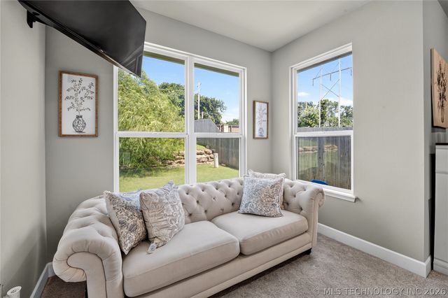 11209 S Redbud Street, Jenks, OK 74037