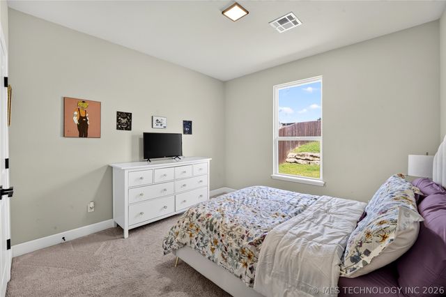 11209 S Redbud Street, Jenks, OK 74037
