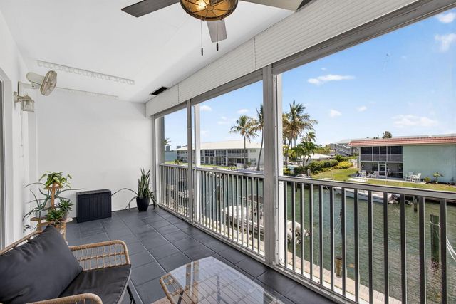 110 Wettaw Lane 202, North Palm Beach, FL 33408