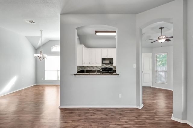 990 Northampton Drive, Conroe, TX 77303