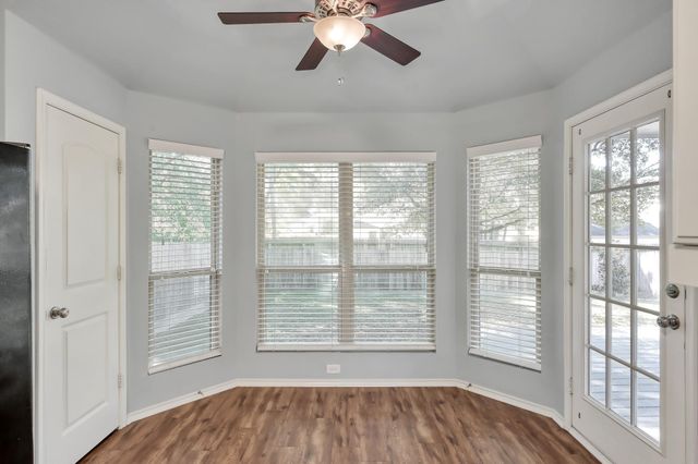 990 Northampton Drive, Conroe, TX 77303