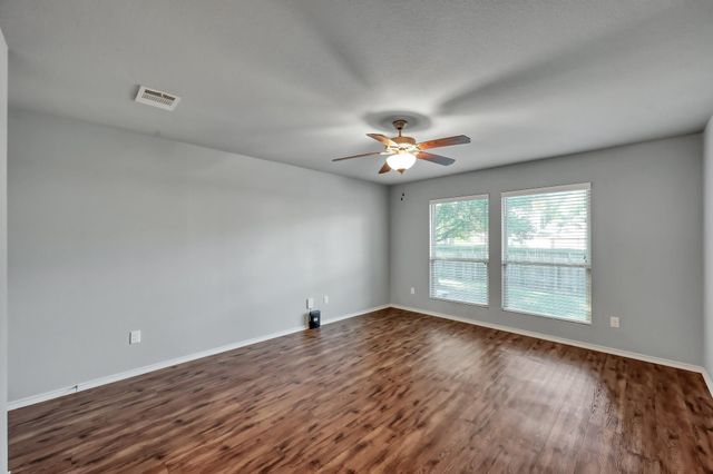 990 Northampton Drive, Conroe, TX 77303