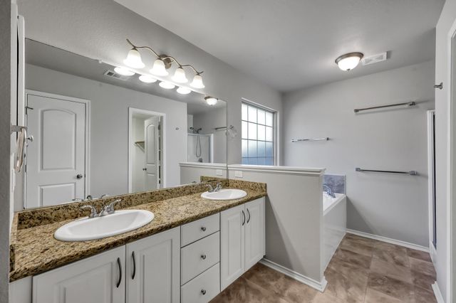 990 Northampton Drive, Conroe, TX 77303