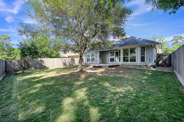 990 Northampton Drive, Conroe, TX 77303