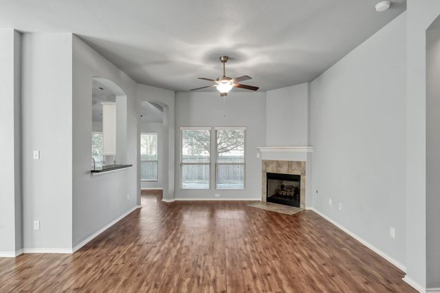 990 Northampton Drive, Conroe, TX 77303