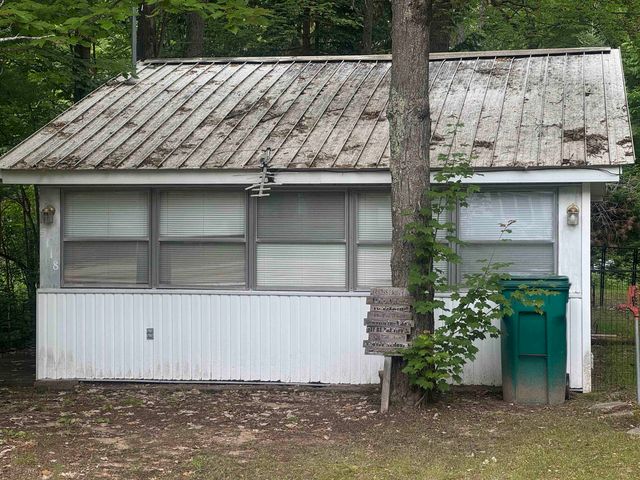 5118 Glenwood Drive, Harrison, MI 48625