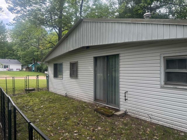 5118 Glenwood Drive, Harrison, MI 48625