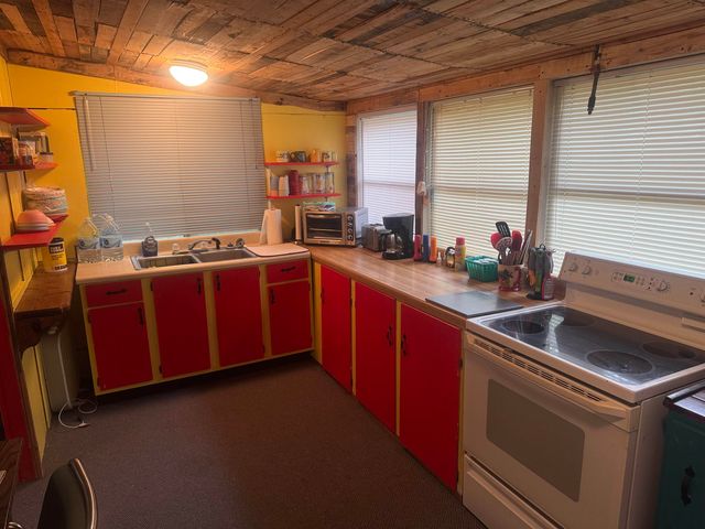 5118 Glenwood Drive, Harrison, MI 48625