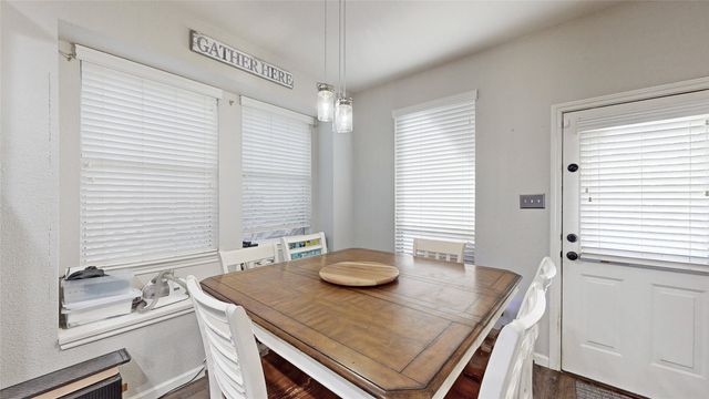 10444 Stoneside Trail, Fort Worth, TX 76244