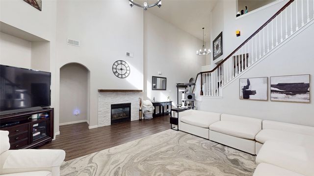 10444 Stoneside Trail, Fort Worth, TX 76244