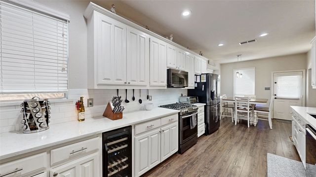 10444 Stoneside Trail, Fort Worth, TX 76244