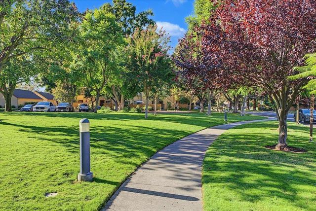1327 Greenwich Court, San Jose, CA 95125