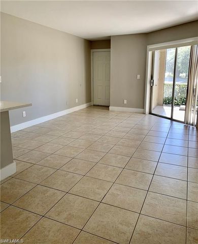 116 Santa Clara DR 4, Naples, FL 34104