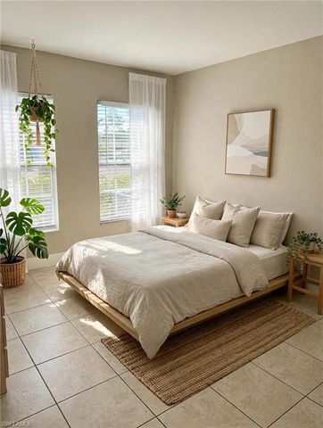 116 Santa Clara DR 4, Naples, FL 34104