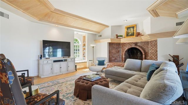 4548 Ellenboro, Woodland Hills, CA 91364
