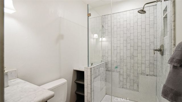 4548 Ellenboro, Woodland Hills, CA 91364