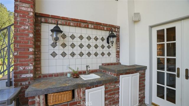 4548 Ellenboro, Woodland Hills, CA 91364