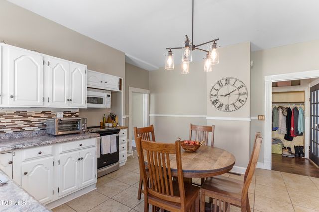 233 Northwest Chestnut Street, Norton, VA 24273