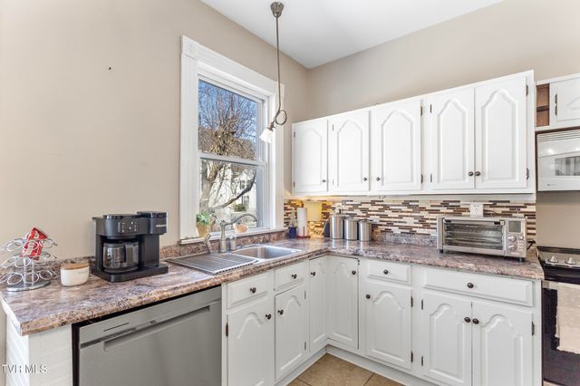 233 Northwest Chestnut Street, Norton, VA 24273