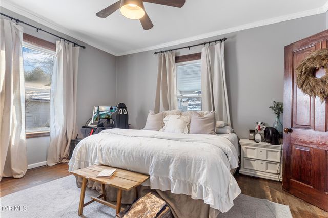 233 Northwest Chestnut Street, Norton, VA 24273