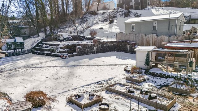 233 Northwest Chestnut Street, Norton, VA 24273