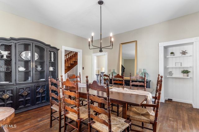 233 Northwest Chestnut Street, Norton, VA 24273