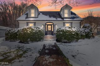 233 Northwest Chestnut Street, Norton, VA 24273
