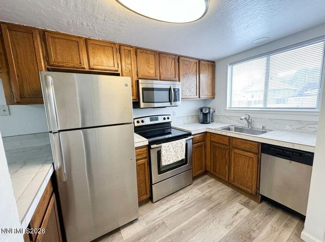 429 10th Street, Sparks, NV 89431