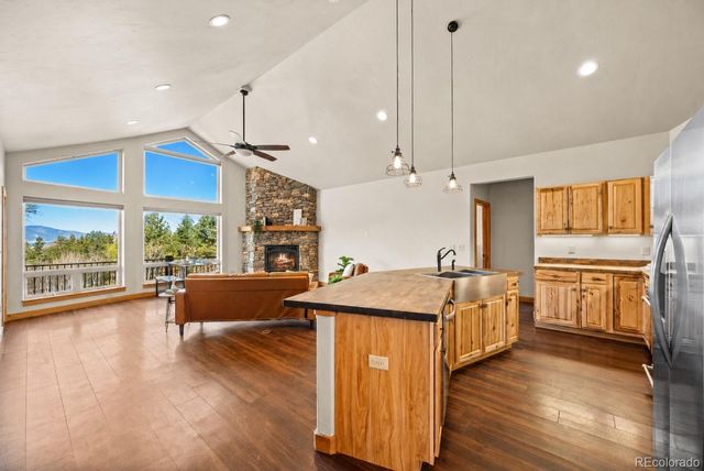 417 Beaver Creek Drive, Lake George, CO 80827