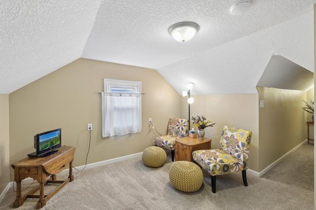 4455 6th Street NE, Columbia Heights, MN 55421