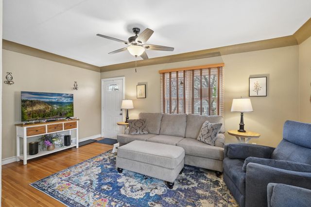 4455 6th Street NE, Columbia Heights, MN 55421