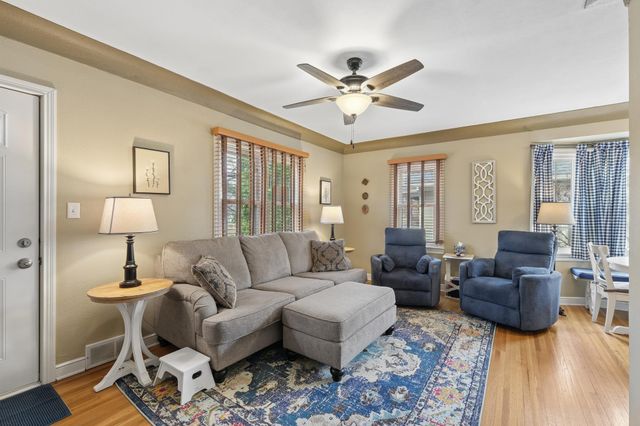 4455 6th Street NE, Columbia Heights, MN 55421