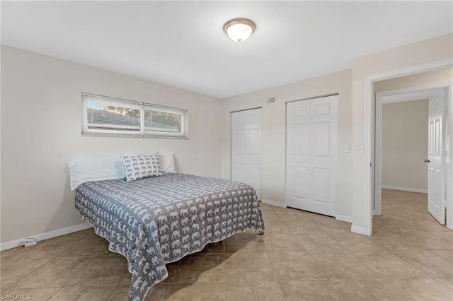 1726 SE 13th ST, Cape Coral, FL 33990