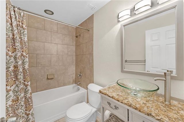 1726 SE 13th ST, Cape Coral, FL 33990